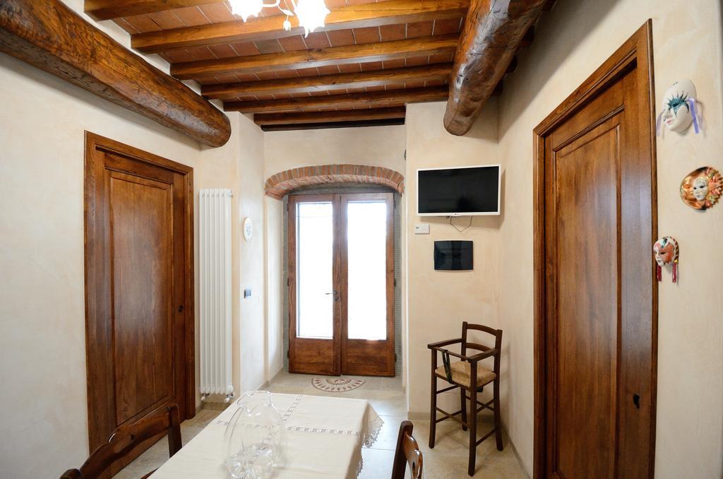 Agriturismo Villa Iris Castelfranco di Sopra Rum bild