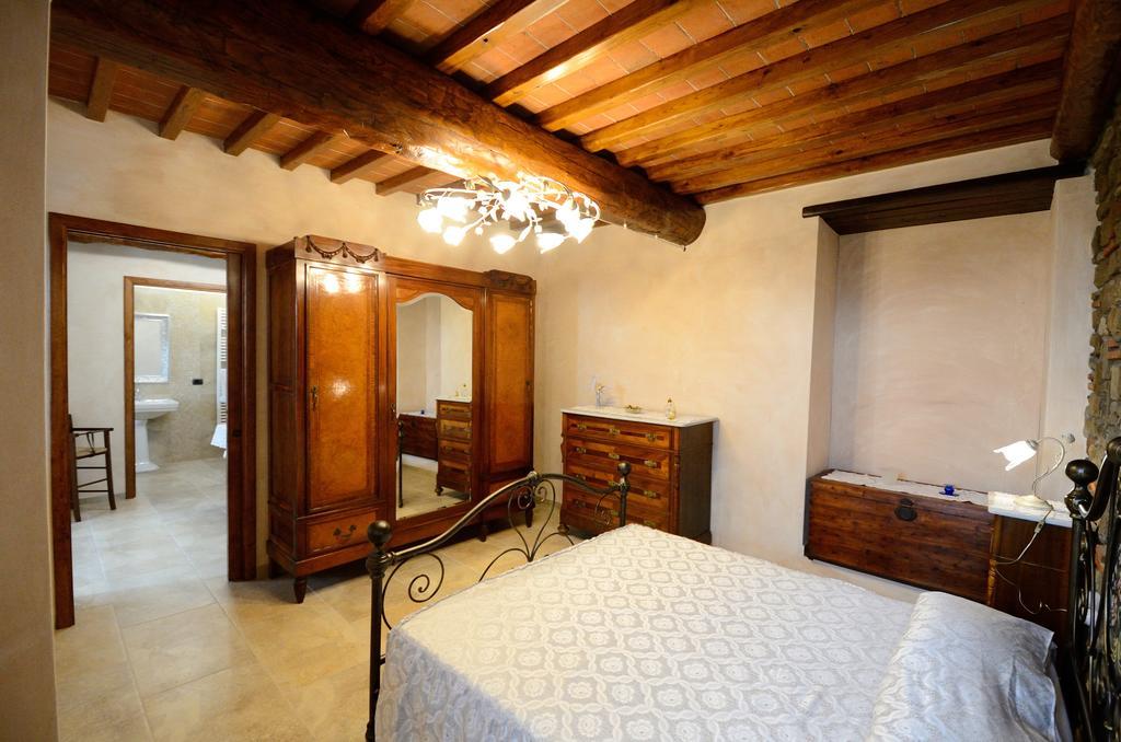 Agriturismo Villa Iris Castelfranco di Sopra Rum bild